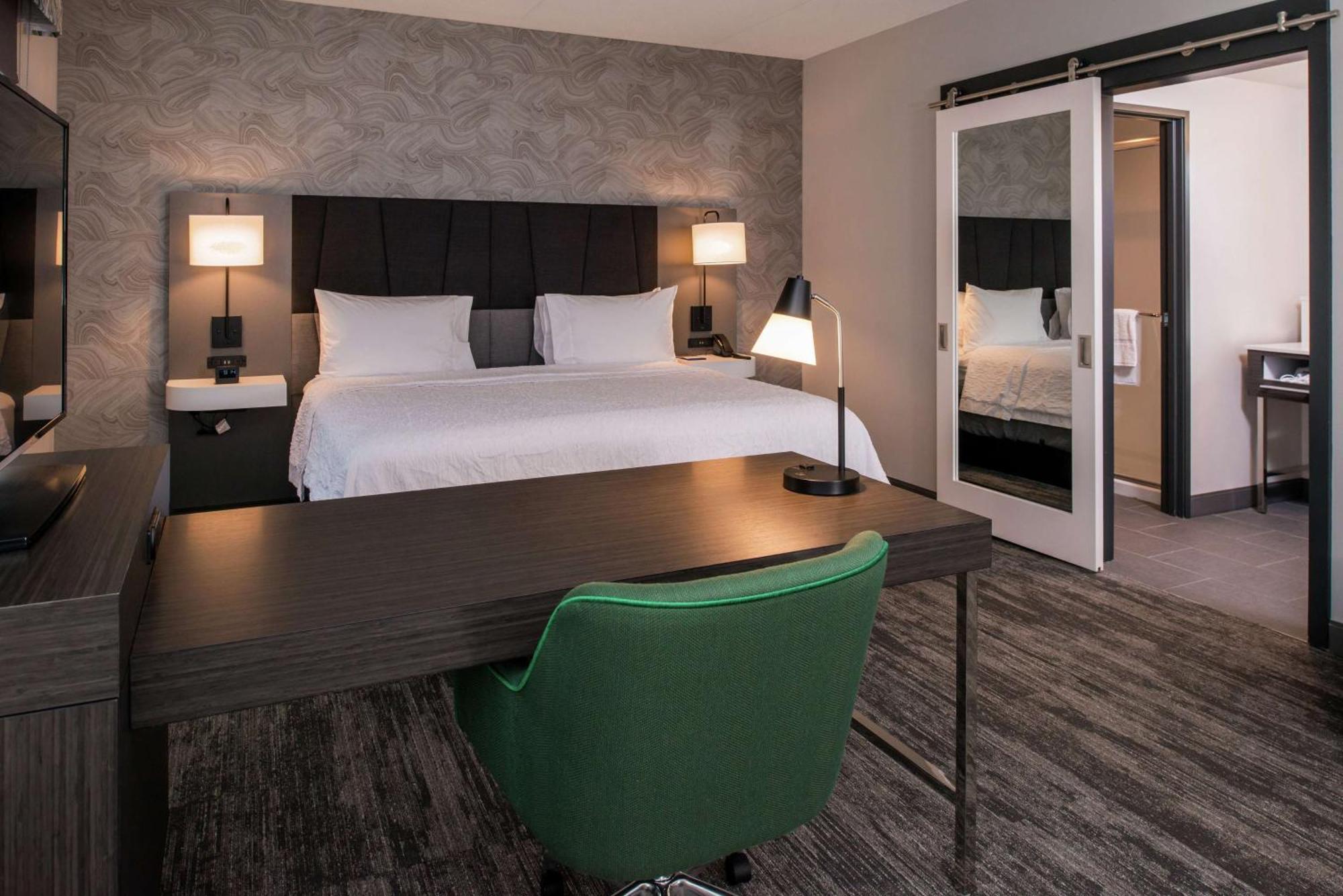 Hampton Inn & Suites Winston-Salem Downtown Buitenkant foto